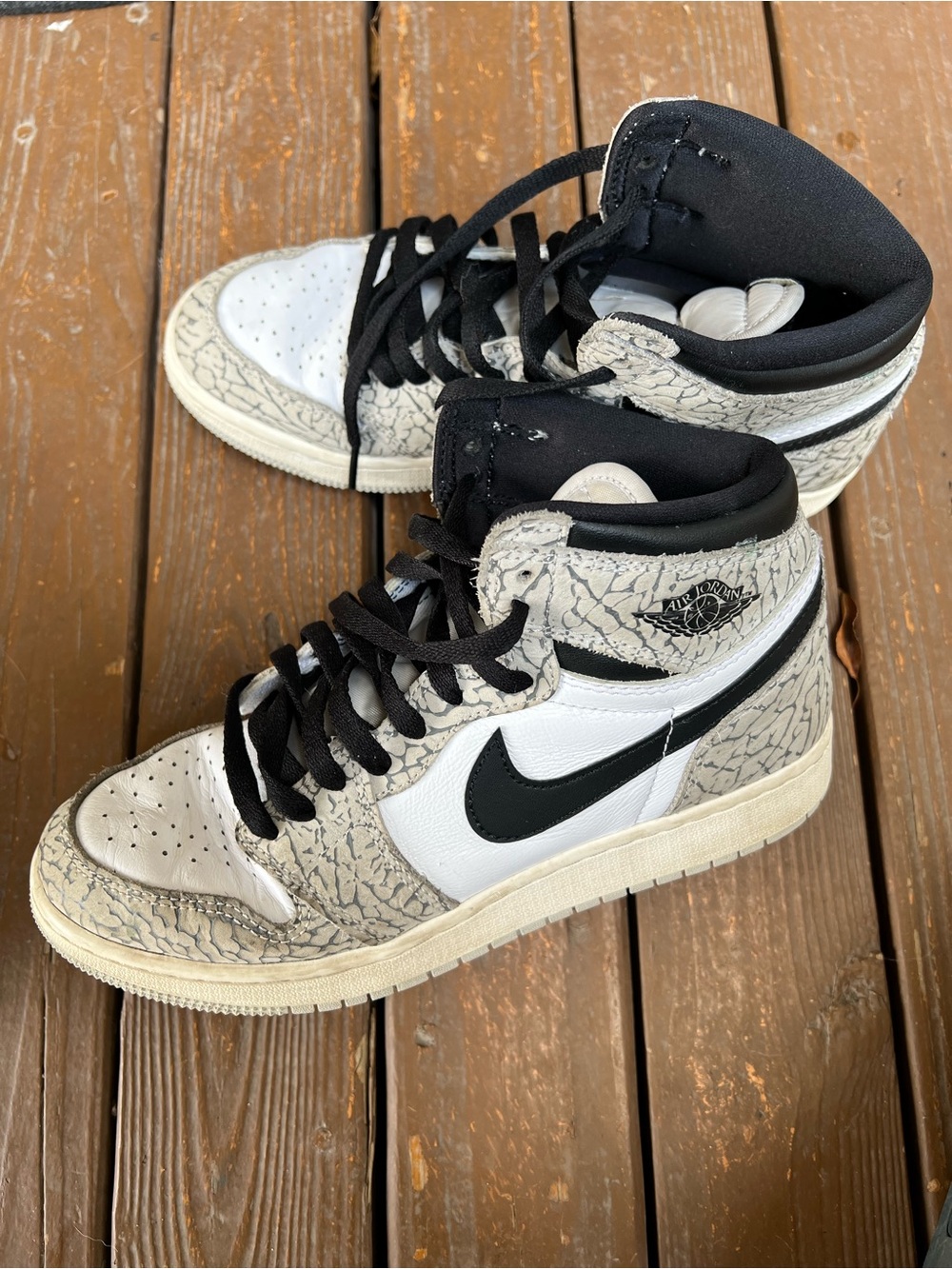 Air Jordan 1 Retro High OG White Cement GS 7Y Women’s 8.5 FD1437-052